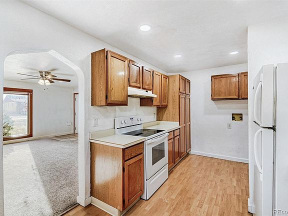 4th image of 43 S 10th Avenue