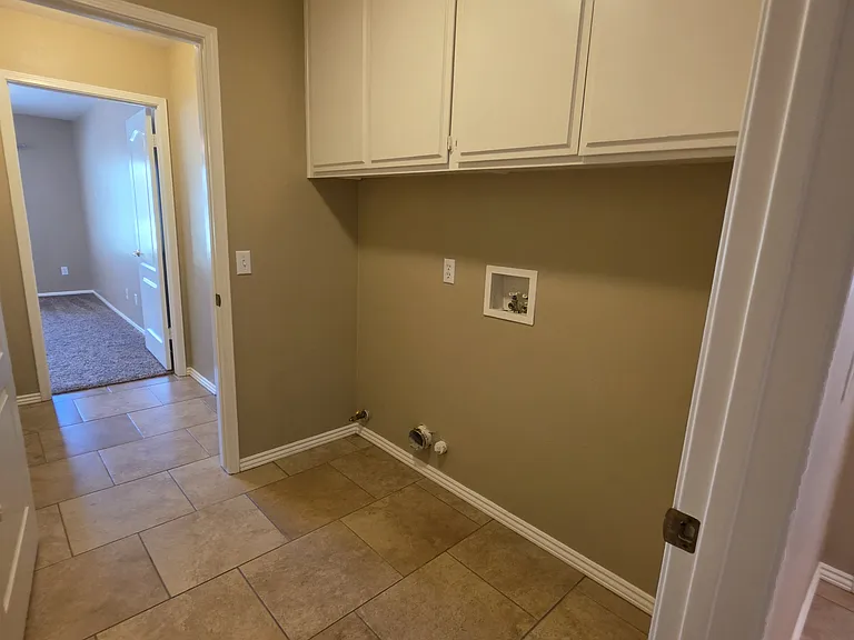13270 Kirkwood Dr — Photo 8