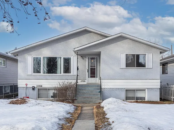 11926/11928 56th St NW, Edmonton, AB T5W 3R9