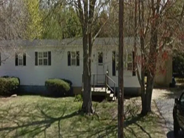 17 Torch Ln, Coventry, RI 02816