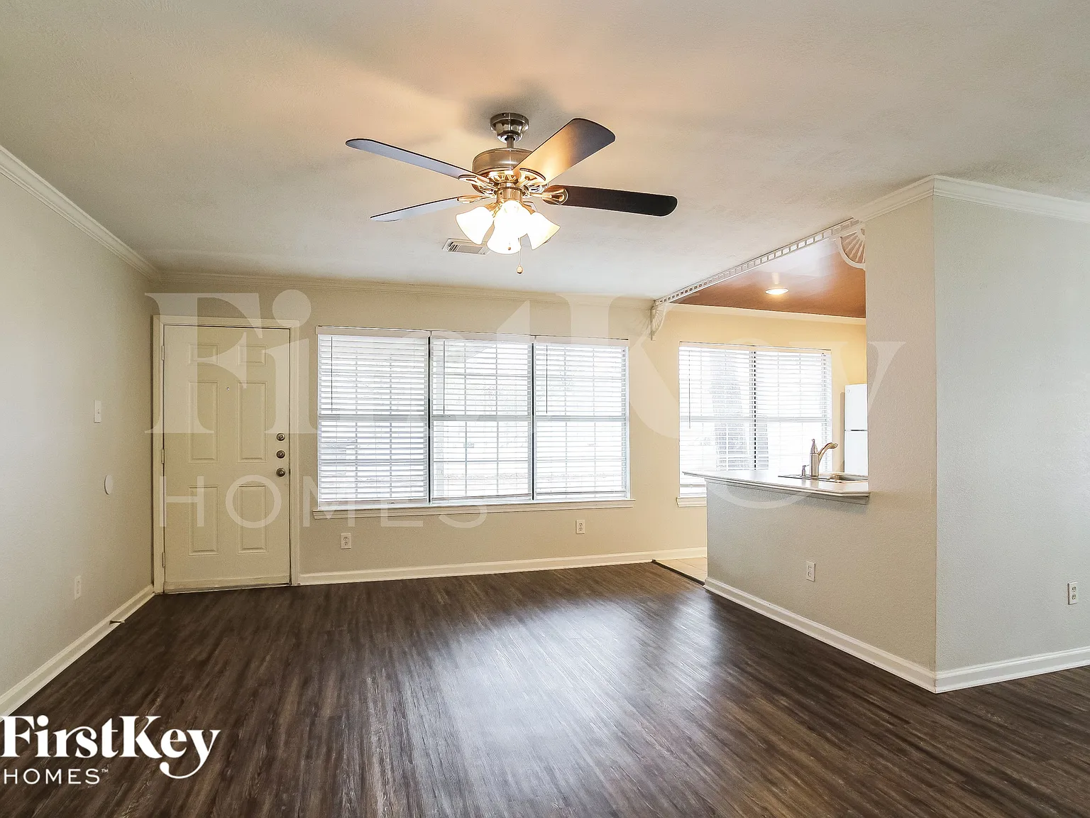 3 bed, 2.0 bath, 1440 sqft, $1,805 — Photo 4