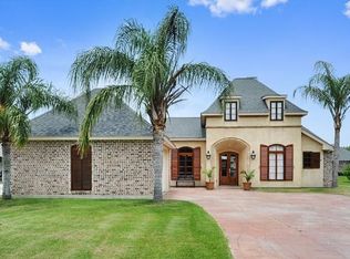 151 Pine St, Des Allemands, LA 70030