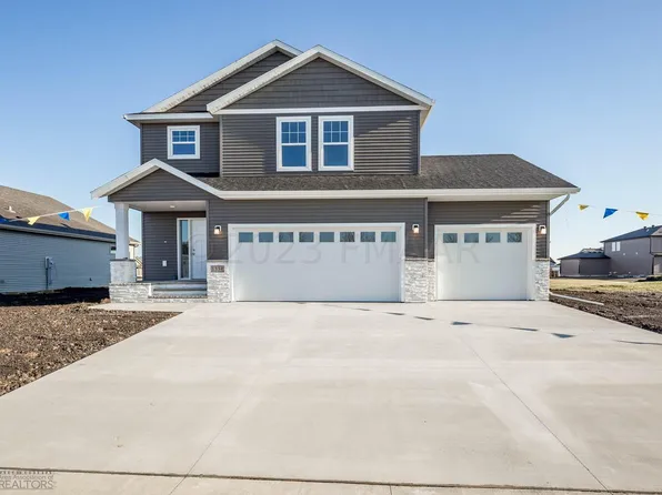 422 Reese Way, Mapleton, ND 58059