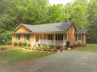 6415 Beaver Valley Dr, Mebane, NC 27302