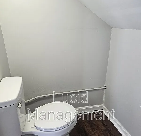 1210 Longfield Ave #1 — Photo 6