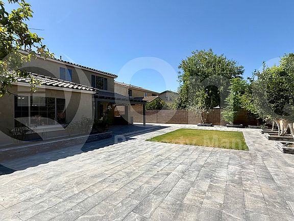 4th image of 4213 S Buckskin Way
