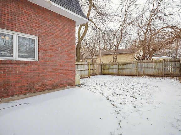 3rd image of 4143 S 51st St
