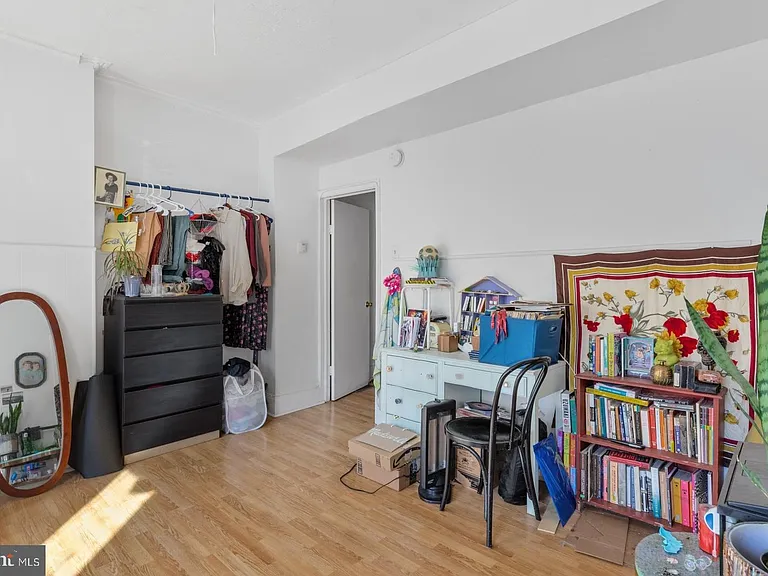 131 W Susquehanna Ave #2F — Photo 10