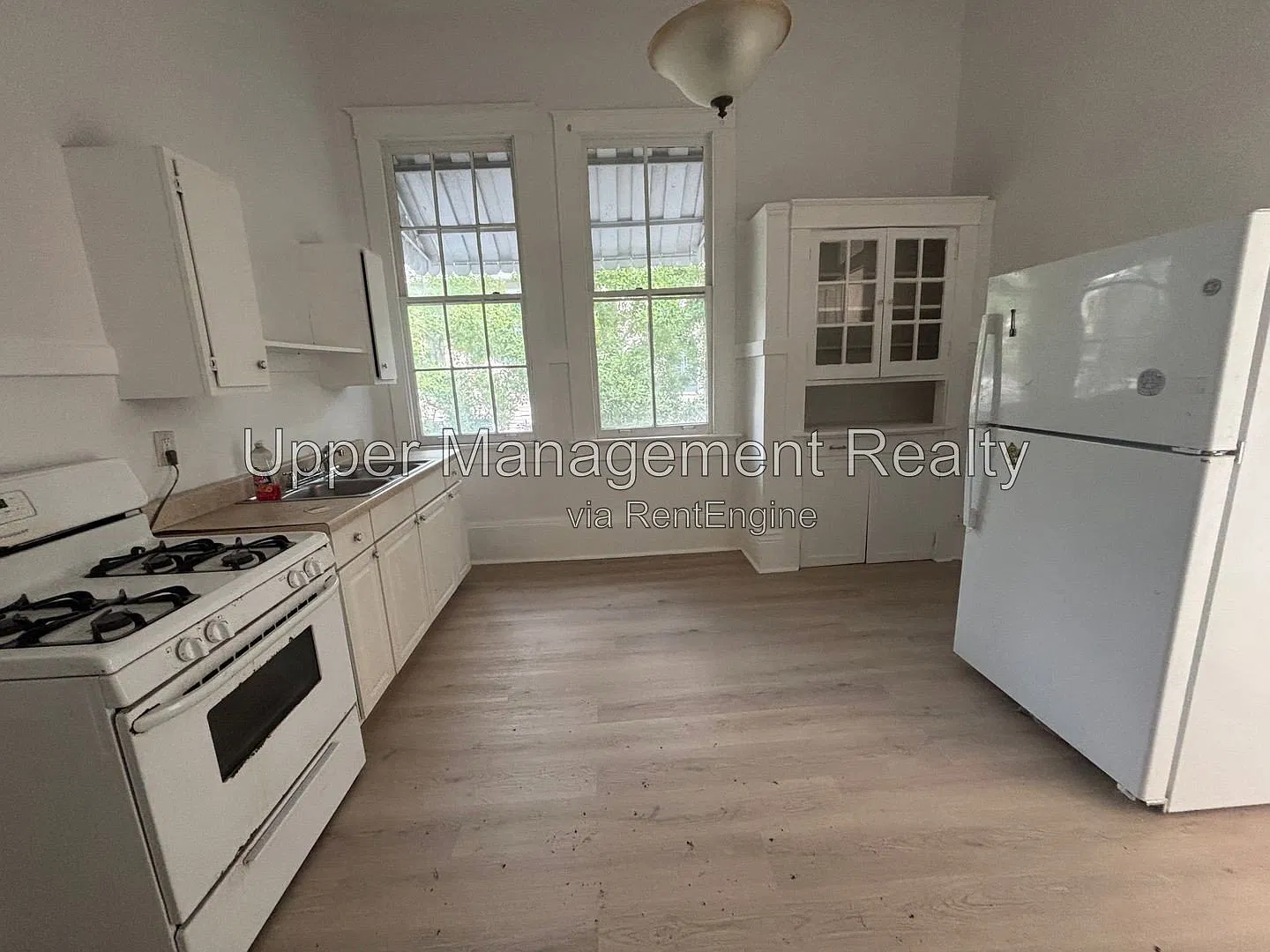 2 bed, 1.0 bath, 1091 sqft, $1,650 — Photo 4