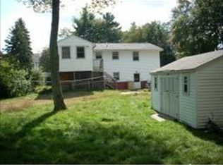 38 Colonial Dr, Salem, NH 03079