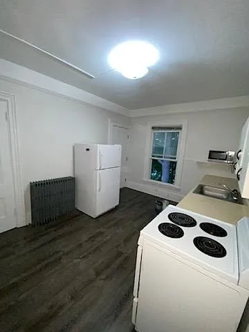 33 Pitt St #3 Photo 1
