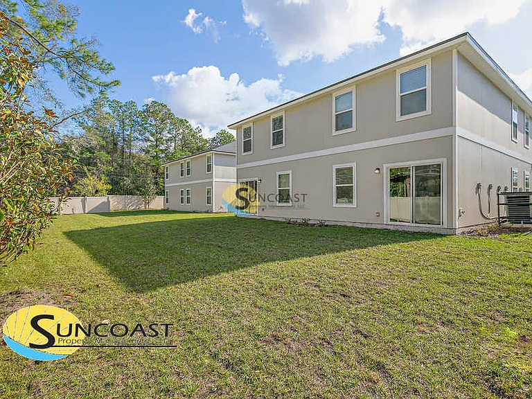 Ricker Villas — Photo 22
