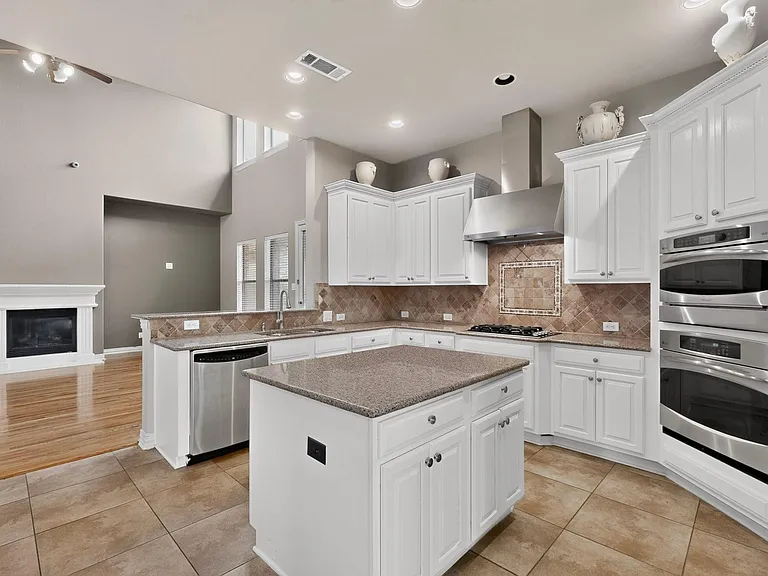 475 Fenwick Dr — Photo 15