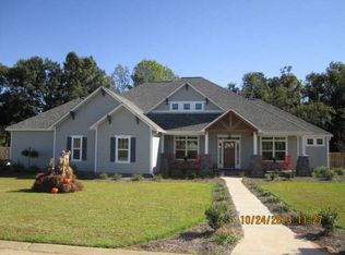 302 Winding Creek Ln, Thomasville, GA 31757