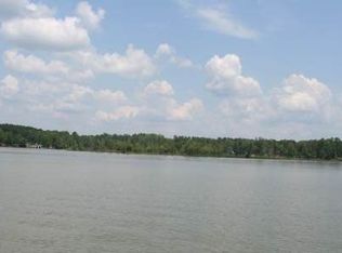 112 Village Ct, Sparta, GA