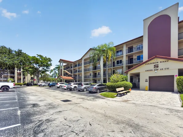 13055 SW 15th Ct APT 307S, Pembroke Pines, FL 33027