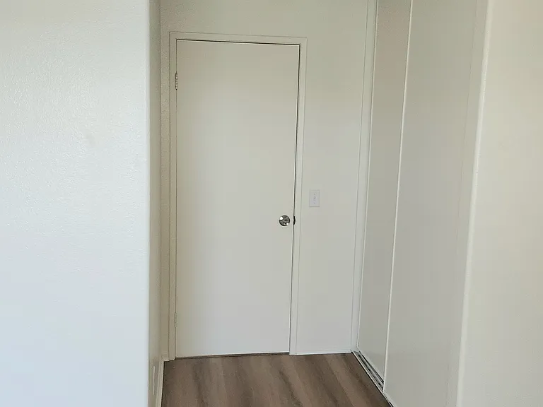 14041 Horseshoe Way — Photo 28