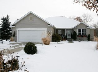 364 Goldenview Dr, Battle Creek, MI