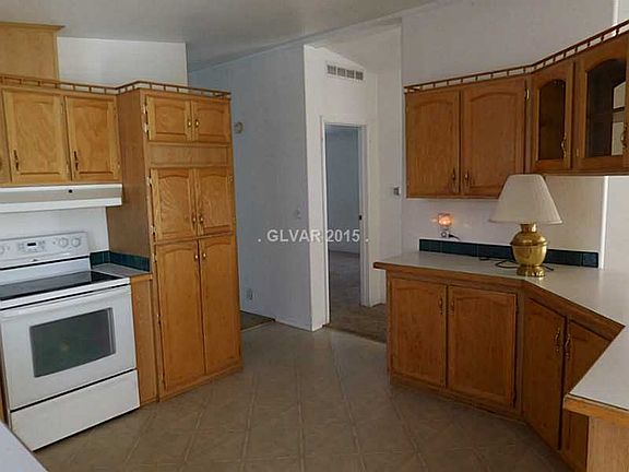 3rd image of 1315 Avenue C