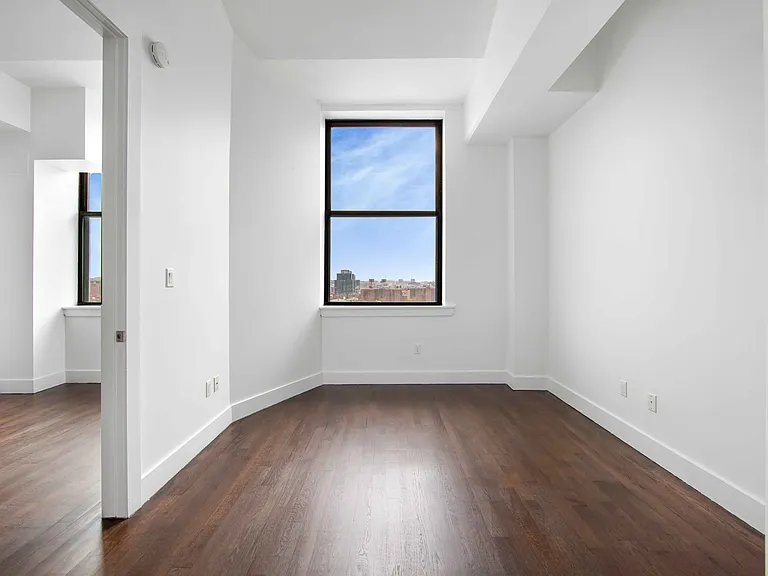 233 Schermerhorn St #11H — Photo 3