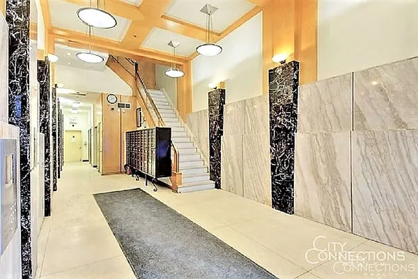 Rented by City Connections Realty | media 14