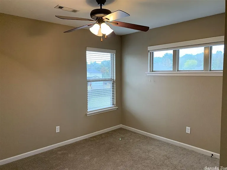 20 Darlington Dr — Photo 5