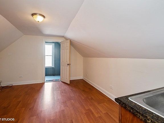 4th image of 3103 N Kimball Ave APT 3