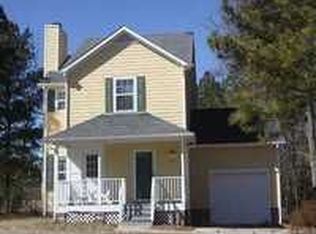 804 Penmon Dr, Fuquay Varina, NC 27526