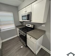 10224 S Walden Pkwy #3A, Chicago, IL 60643