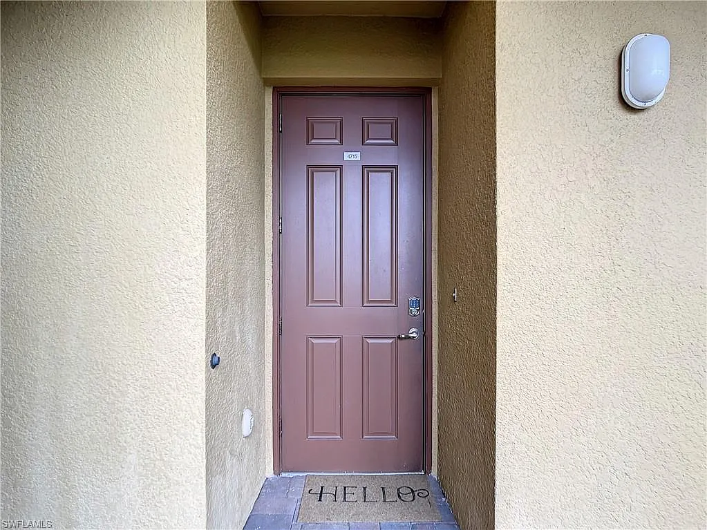 2 bed, 2.0 bath, 1194 sqft, $6,300 — Photo 3