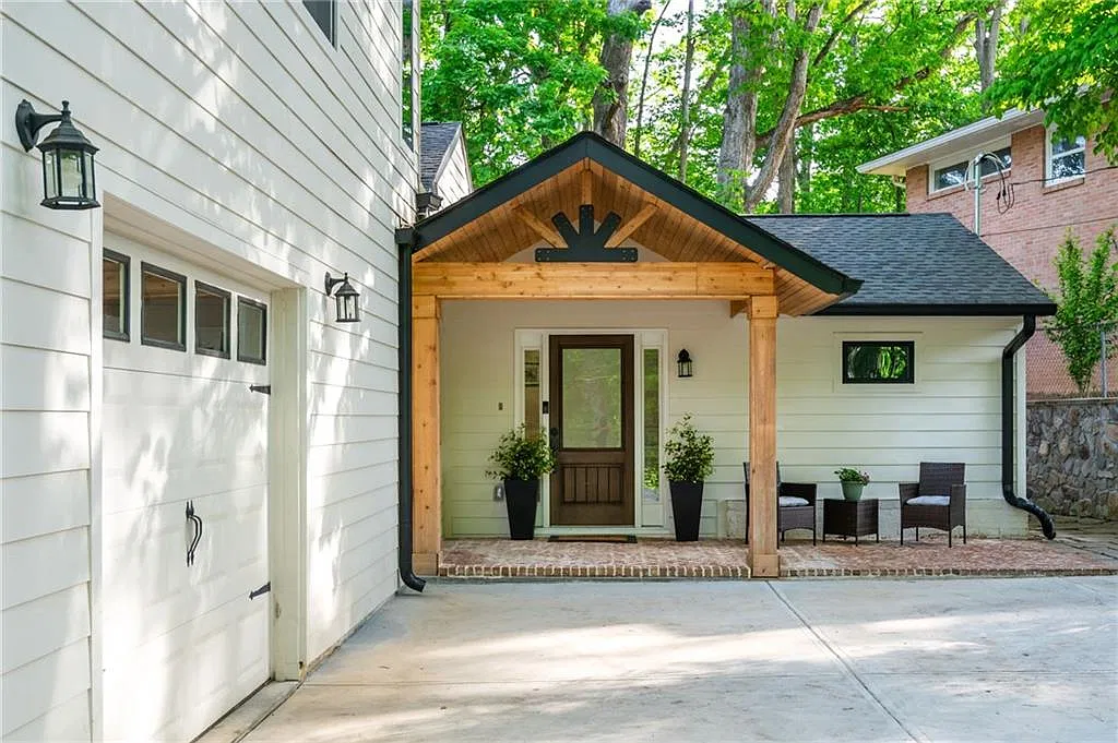 4 bed, 4.5 bath, 2994 sqft, $5,000 — Photo 2