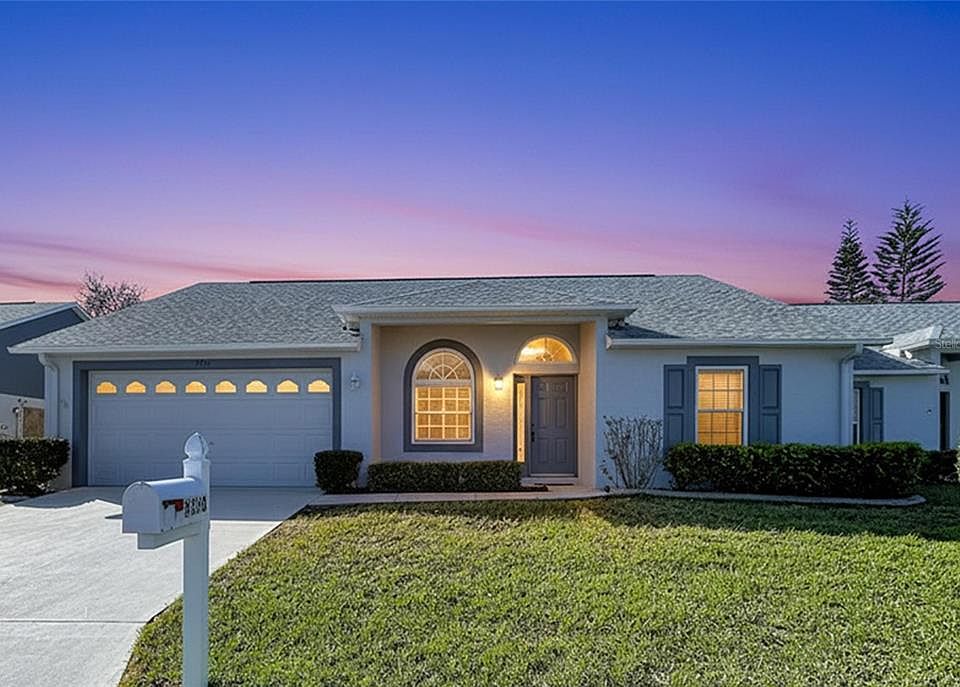 1st image of 9330 Villa Entrada