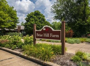 1968 Meadowtree Ln APT 7, Saint Louis, MO 63122