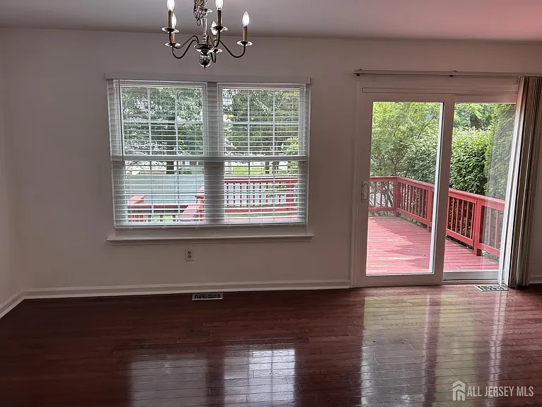 53 Boxgrove Pl — Photo 3