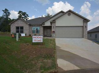 1124 Meadows Dr, Benton, AR 72019