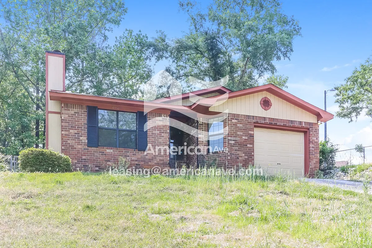 8230_001_front_view_2.jpg - 3414 Aurelia Dr