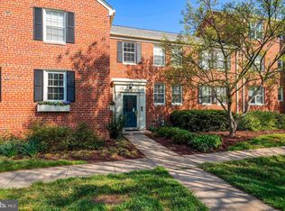 6706 W Wakefield Dr APT A2, Alexandria, VA 22307