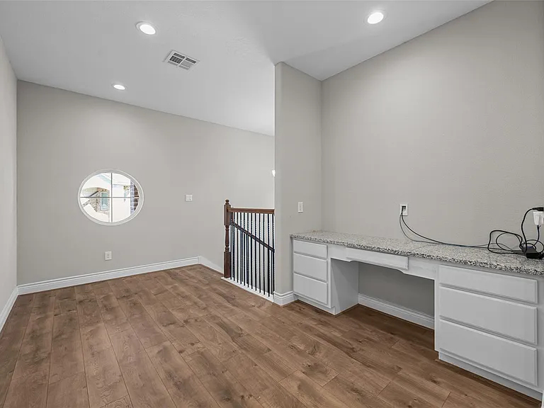 14603 Sanour Dr — Photo 24