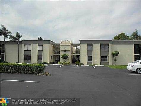 1st image of 225 SE 10th St APT 2D