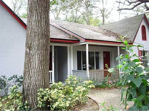 1st image of 400 S Cobble Ct