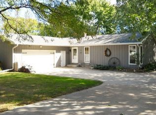 12772 Lawrence Rd, Sterling, IL 61081