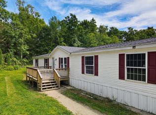 10 Davis Ln, New Boston, NH 03070