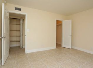 995 W 74th ST, Hialeah, FL 33014