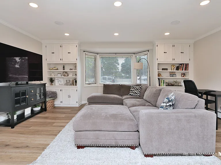 510 W Miner St #1D — Photo 7