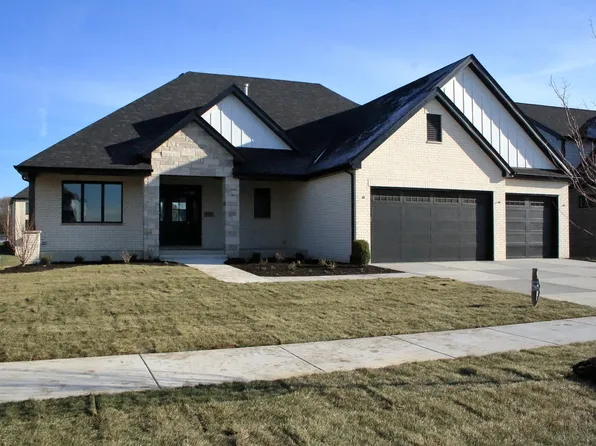 9411 Tall Grass Trail St, John, IN 46373