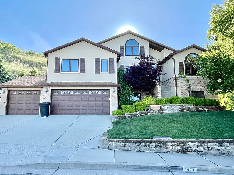 1403 Northridge Dr — Photo 1