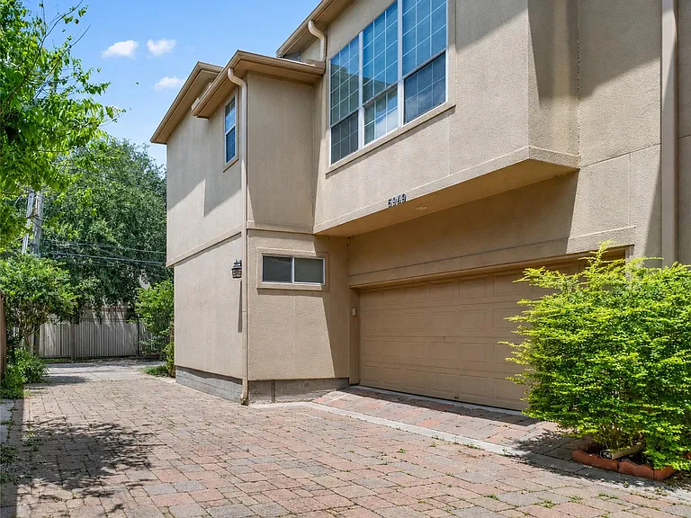 5949 Kiam St — Photo 2