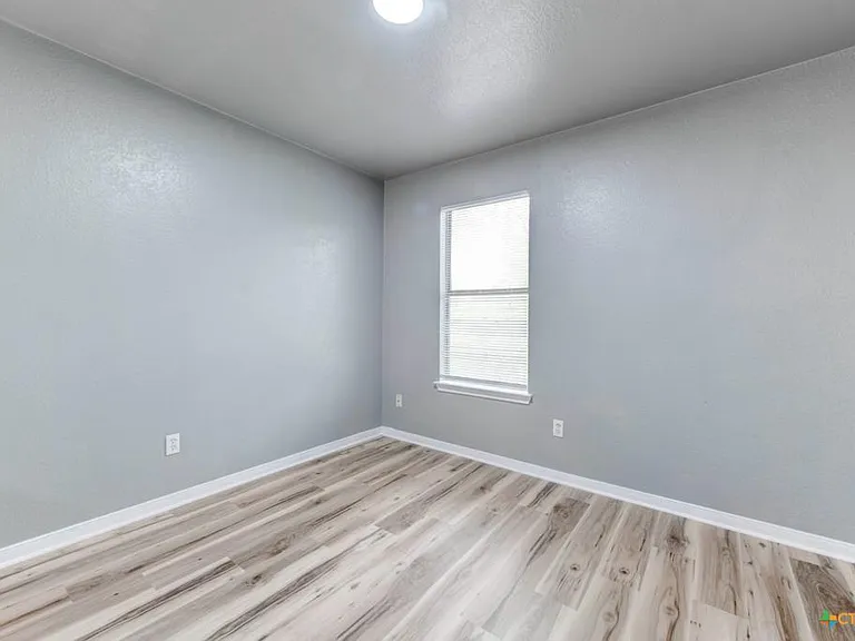 2321 Terrace Dr #D — Photo 4