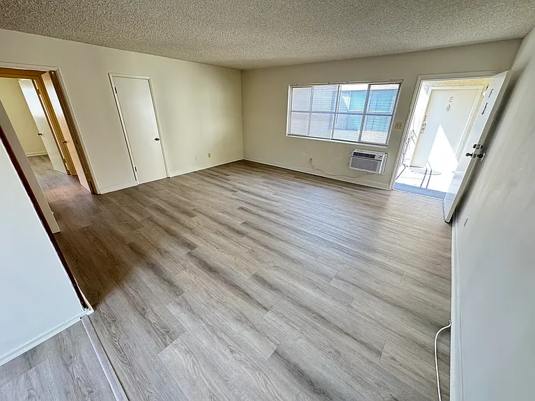5708 Temple City Blvd — Photo 19