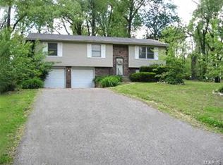 902 S Albert St, Dexter, MO 63841